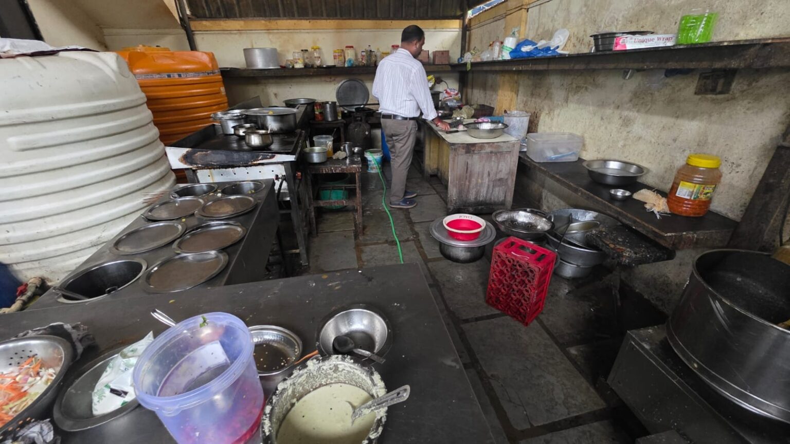 FDA Shuts Six Food Outlets After Hygiene Violations Detected During Inspections