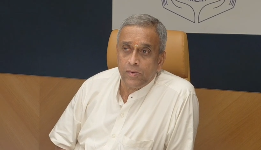 Sudin Dhavalikar Reviews Power Department; Rising Electricity Bills To Be Addressed In Assembly