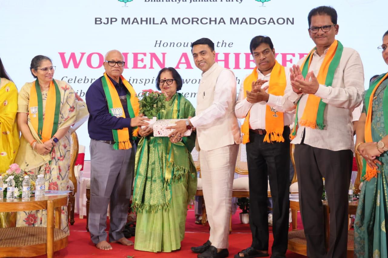 CM Pramod Sawant Highlights Women’s Empowerment at ‘Mathagram Mahila Melavo’ in Margao