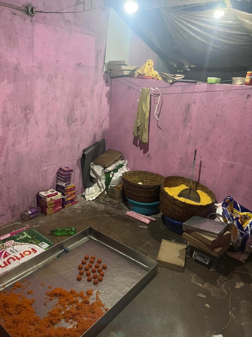 105 Kg Motichur Laddus Destroyed In Margao During Food Safety Drive