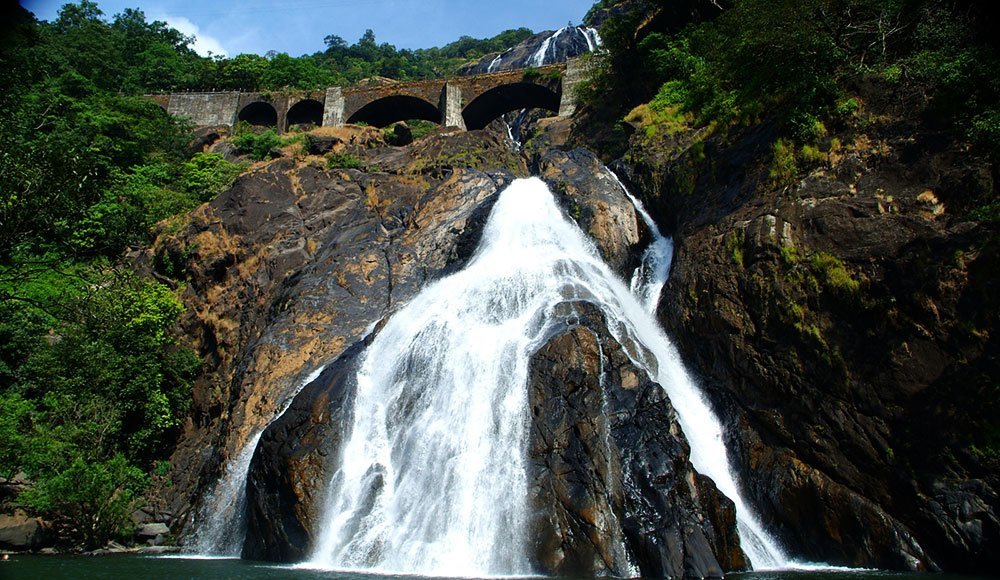 "Congress Slams BJP Over Monsoon Tourism, Calls Waterfall Access a 'Death Trap'"