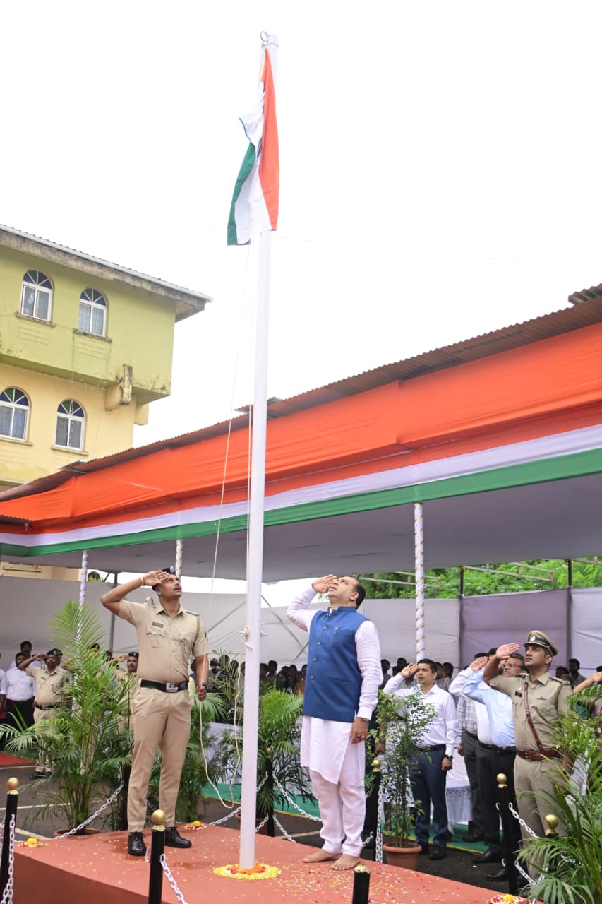 Tourism Minister Leads Independence Day Celebrations at Mhapusa