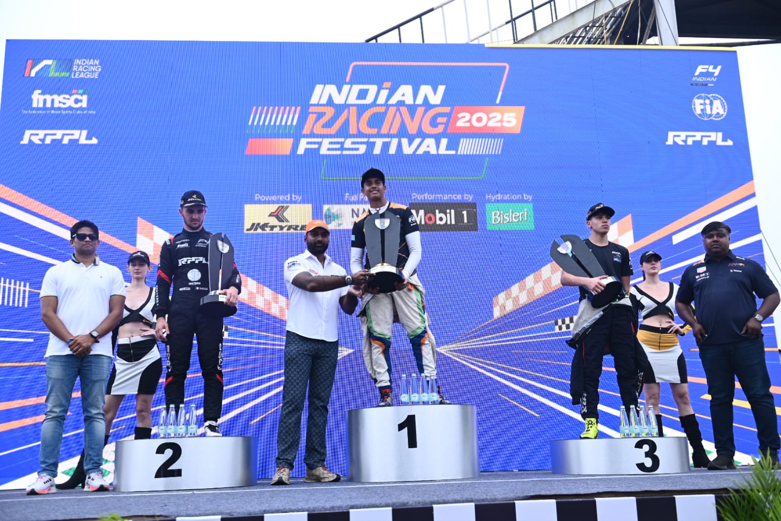 Goa Aces Thrill Home Fans with Raoul Hyman’s IRL Win and Fabienne Wohlwend’s Podium in CoimbatoreIn Formula 4, Vasilis Apostolidis mastered the wet to win Race 1, while Ishaan Madesh stormed to victory in Race 2