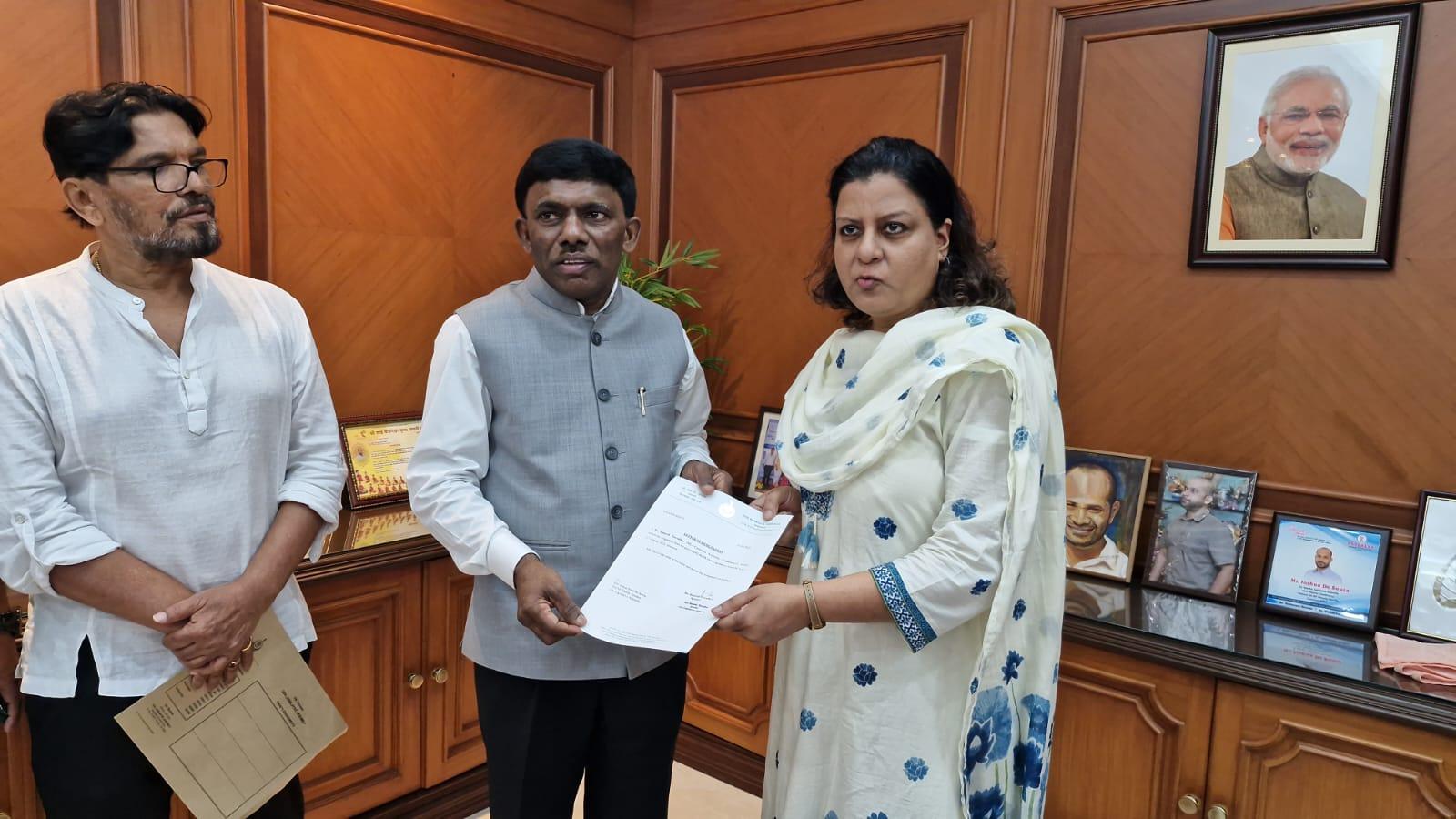Goa Speaker Ramesh Tawadkar resigns ahead of cabinet induction.