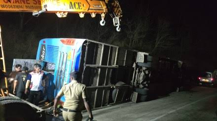Bus Overturns On Mumbai-Goa Highway Near Nagothane, Two Killed And 38 Injured.