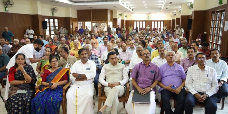Goa Chief Minister Dr. Pramod Sawant Meets Konkani Writers and Enthusiasts in Kerala