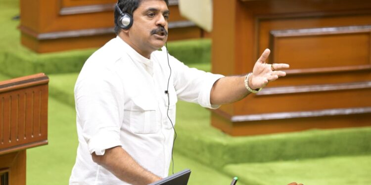 Vijai Sardesai Slams ‘Love Jihad’ Narrative, Exposes Real Threat of Transnational Crime in Goa.