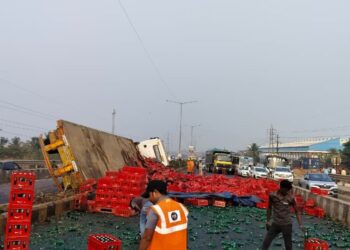 Coca-Cola Truck Overturns at Verna Junction, Triggers Traffic Chaos.