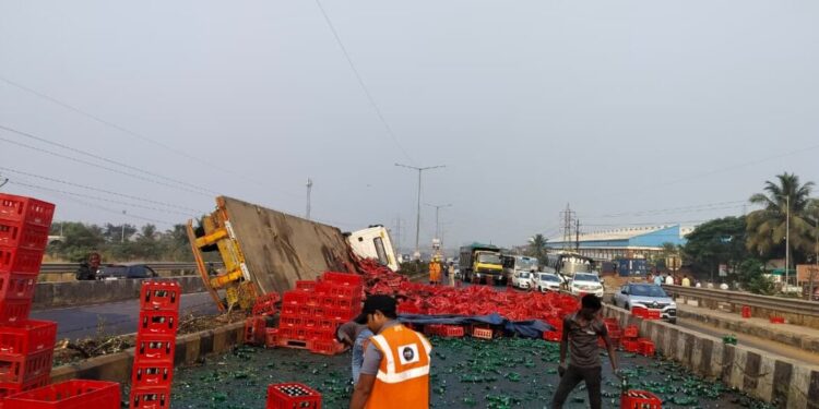 Coca-Cola Truck Overturns at Verna Junction, Triggers Traffic Chaos.