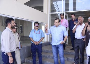 IT Minister Rohan Khaunte reviews progress at EMC, Tuem.