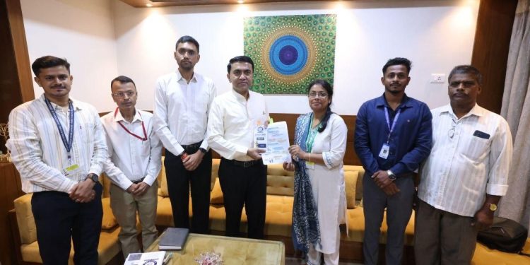 Goa CM submits self enumeration for Census 2027, urges public participation..